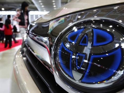 🚨 «زلزال صناعي في قلب أوروبا يهز عرش الطاقة!» — تويوتا تفجّر مفاجأة القرن باستثمار كهربائي ضخم في التشيك ⚡🇨🇿